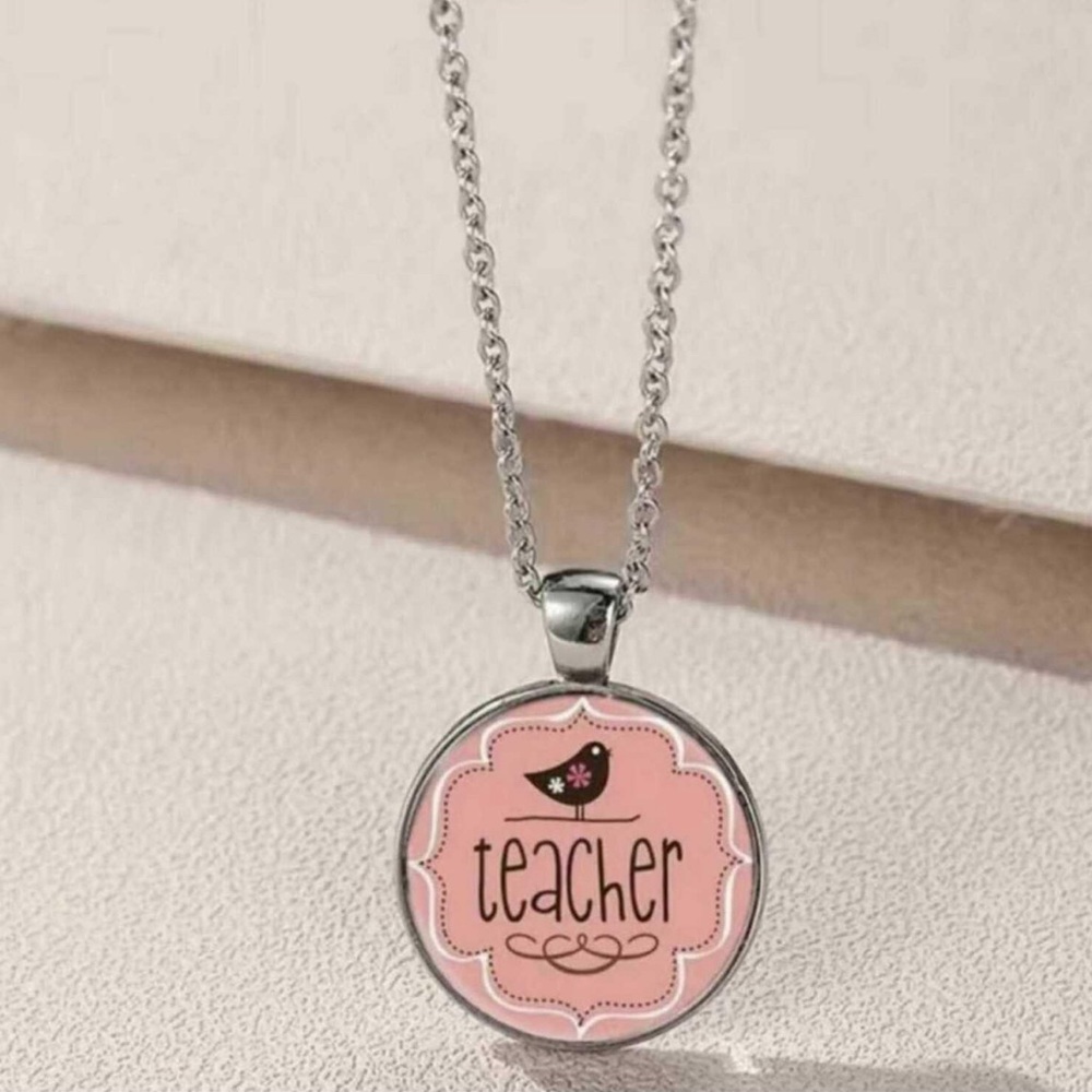 NWT Teacher's‎ Silver Glass Cabochon Round Pendant Necklace